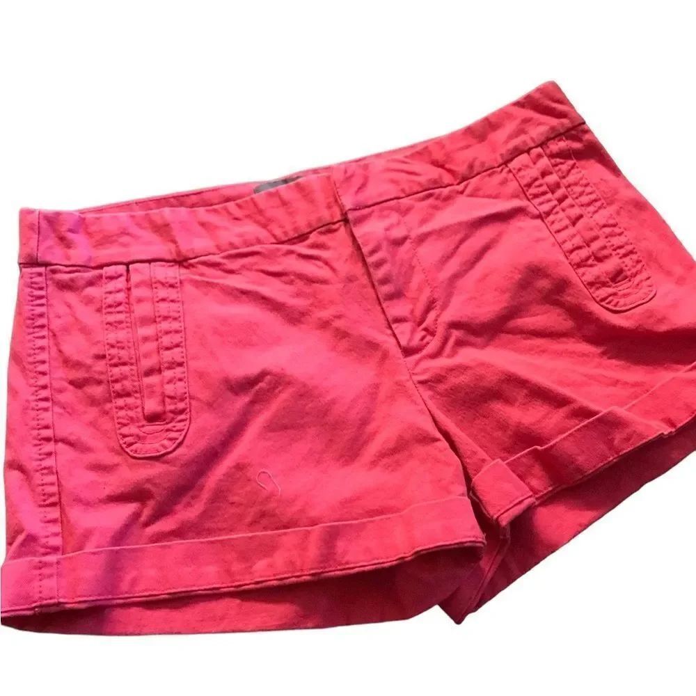 GAP stretch size 4 short shorts excellent condition see pics like new!